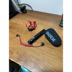 RODE VideoMic GO II On-Camera Lightweight Directional USB Shotgun Microphone